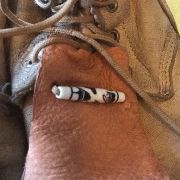 Tan Boots - Picture 4 of 8